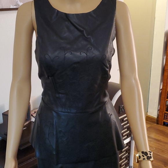 Worthington Black Faux Leather Peplum Blouse M - Picture 1 of 15